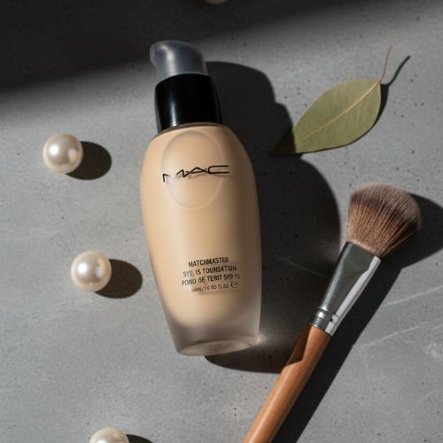 MAC Matchmaster SPF 15 Foundation – Shade NC25 | Medium Buildable Coverage