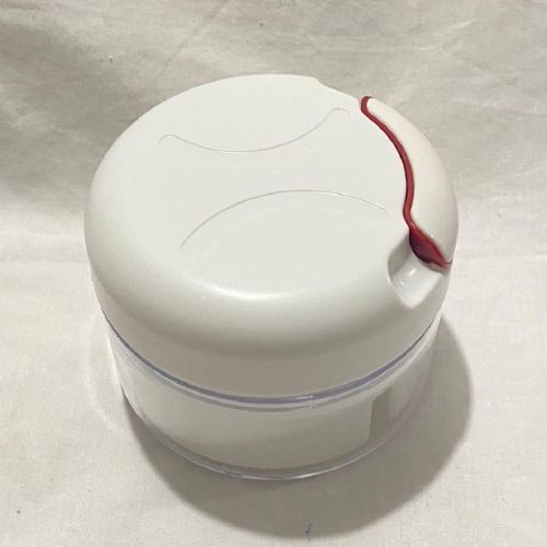 1 Pc Manual Food Chopper - Mini Garlic Grinder, Hand Pull Cutter