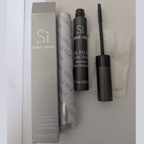 Giorgio Armani Si Eyes to Kill Excess Mascara – Dramatic Volume False-Lash Effect
