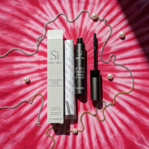 Giorgio Armani Si Eyes to Kill Excess Mascara – Dramatic Volume False-Lash Effect