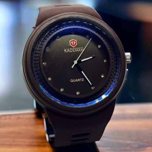 New Luxury Fashion Watch For Men - Trending Gift Item With Box
