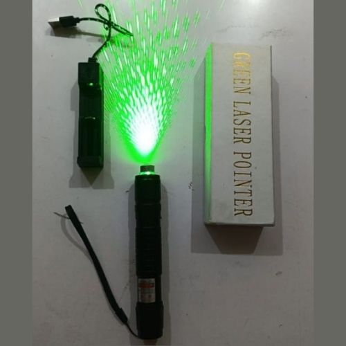 Very Powerful Green Laser Light Aluminum Alloy Body Black Color Two Mode Lighting