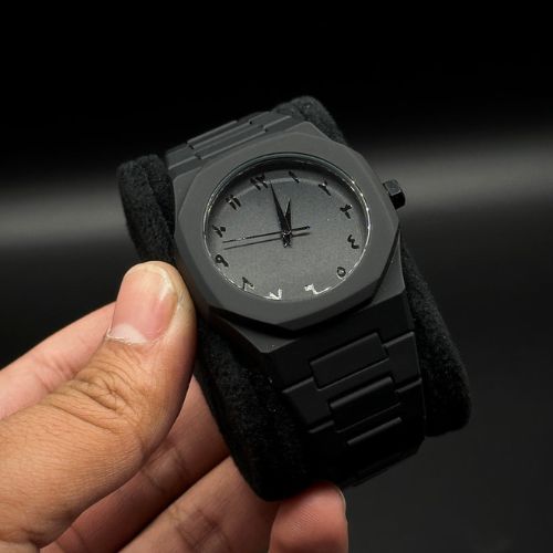 Black Aura Couple Watch - Stylish Fashion Accessories for Men and Women
