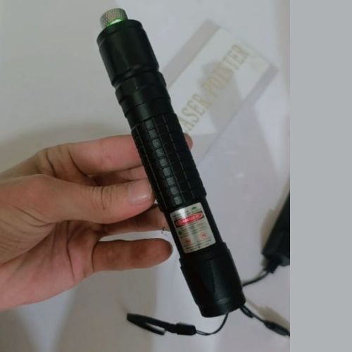 Very Powerful Green Laser Light Aluminum Alloy Body Black Color Two Mode Lighting