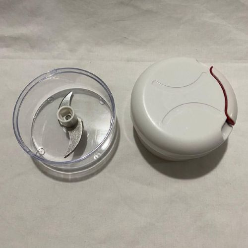 1 Pc Manual Food Chopper - Mini Garlic Grinder, Hand Pull Cutter